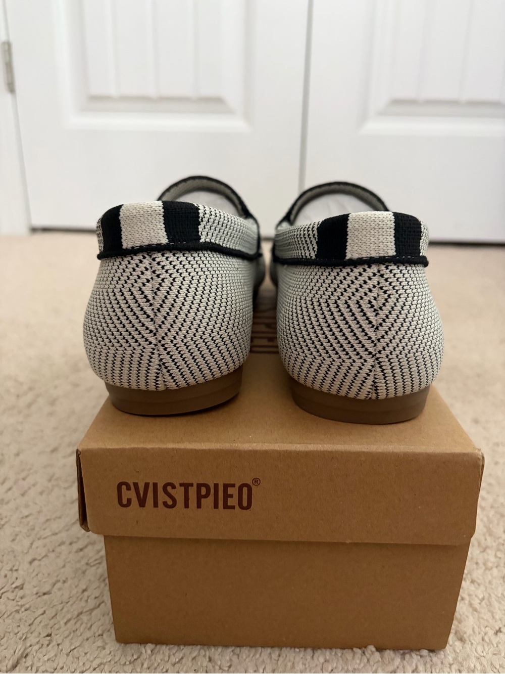 CVISTPIEO NIB Women's Black White Loafers Size 10 Cushioned Comfort Round Toe - Picture 4 of 11